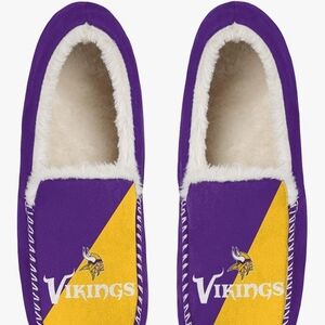 NFL Purple and Yellow Men's Slippers Size 5/6 Nwt Brand New Vikings